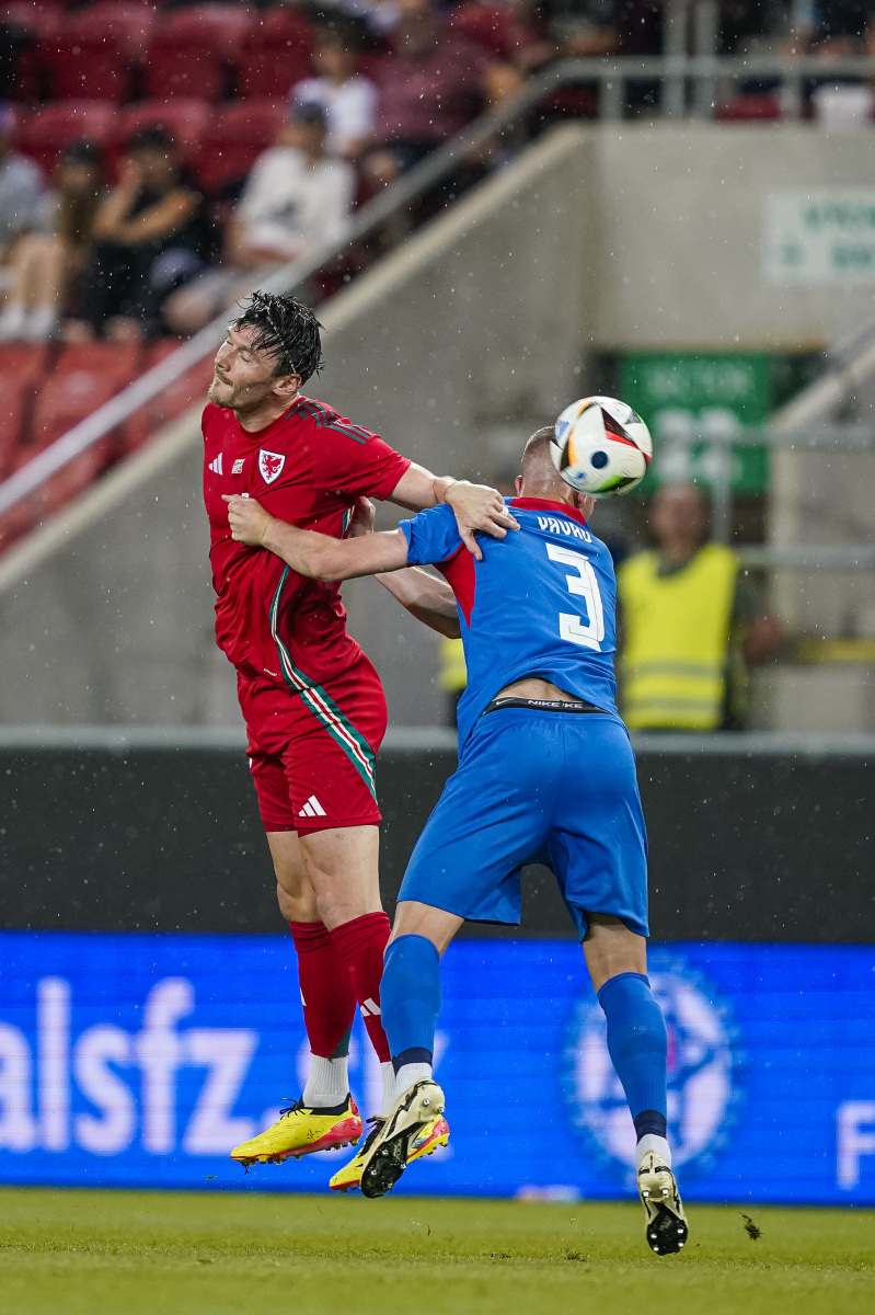 乐动体育-包含斯洛伐克队在备战期间打败对手，备赛良好的词条